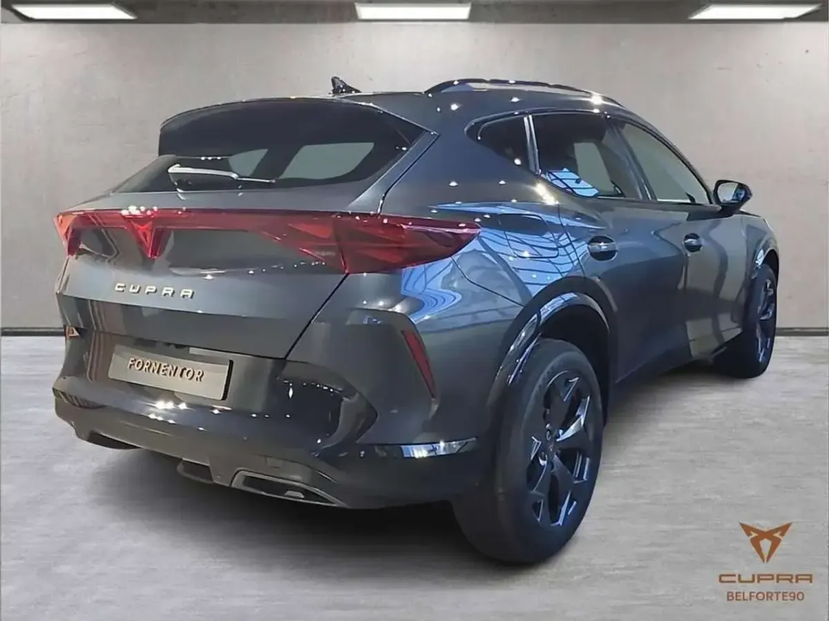 Usata Cupra Formentor 150 CV (110 kW) 2024 Midnight black SUV