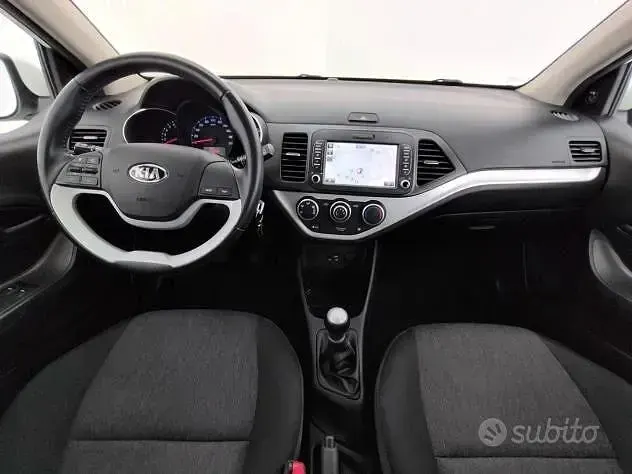 Usata Kia Picanto 66 CV (48 kW) 2017 Blu Utilitaria