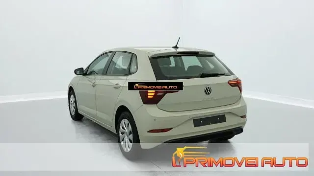 Usata VW Polo 80 CV (58 kW) 2021 Grigio scuro Utilitaria