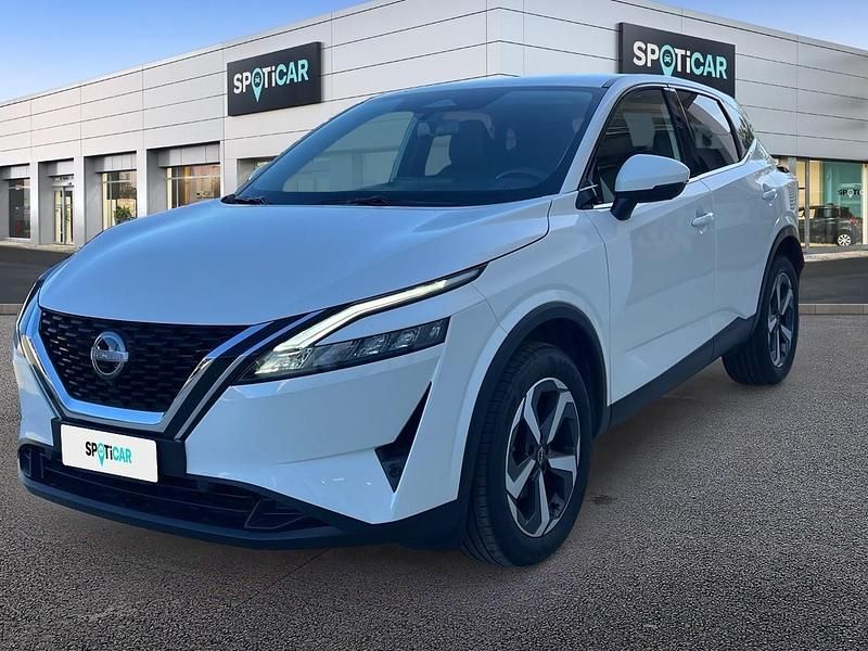 Usata Nissan Qashqai N-Connecta 140 CV (102 kW) 2023 Bianco SUV