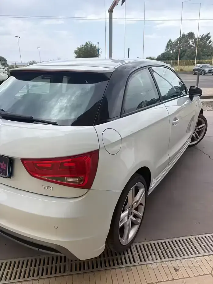 Käytetty Audi A1 S-Line 140 HP (102 kW) 2015 Valkoinen Viistoperä