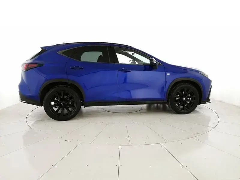 Usata Lexus NX350h Sport Line 244 CV (179 kW) 2023 Blu SUV