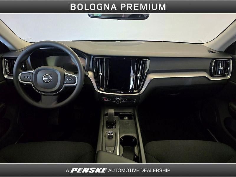 Usata Volvo V60 Business Edition 197 CV (144 kW) 2021 Nero Station wagon