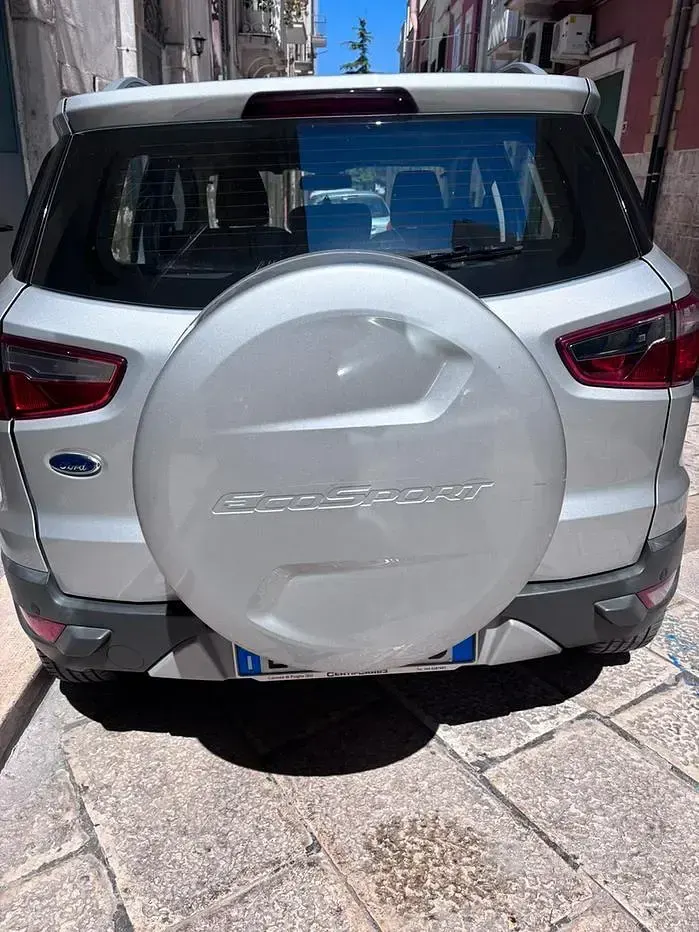 Usata Ford Ecosport 90 CV (66 kW) 2014 Grigio SUV