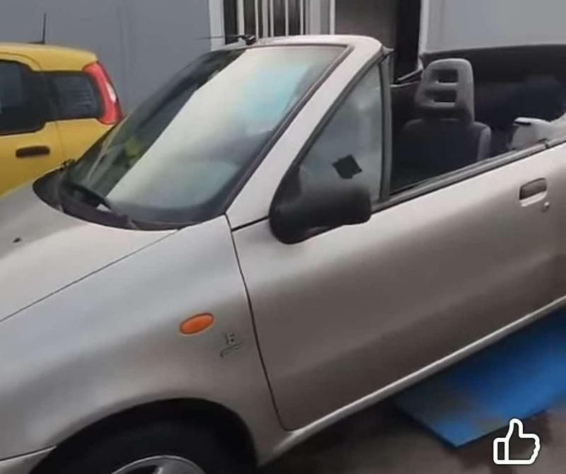 Usata Fiat Punto Cabriolet S 58 CV (42 kW) 1995 Other Cabrio