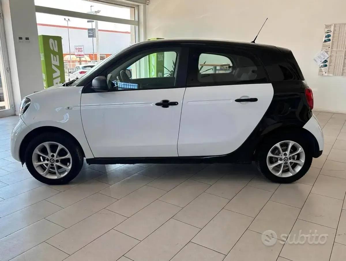 Usata Smart ForFour Passion 71 CV (52 kW) 2019 Bianco Utilitaria
