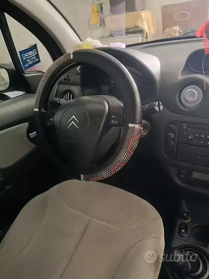 Usata Citroën C3 Exclusive 90 CV (66 kW) 2004 Grigio Utilitaria