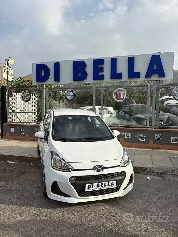 Usata Hyundai i10 66 CV (48 kW) 2020 Nero Utilitaria