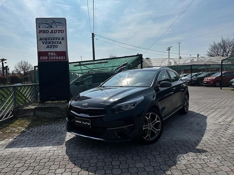 Usata Kia XCeed Style 120 CV (88 kW) 2020 Nero SUV
