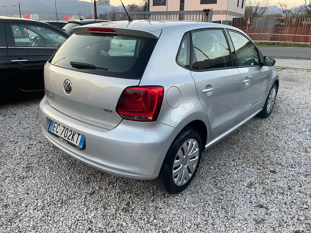 Usata VW Polo 75 CV (55 kW) 2010 Grigio Utilitaria