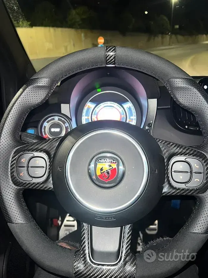 Usata Abarth 695 180 CV (132 kW) 2025 Nero Utilitaria