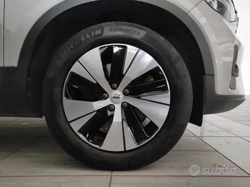 Usata Volvo XC40 Core 129 CV (94 kW) 2022 Grigio SUV