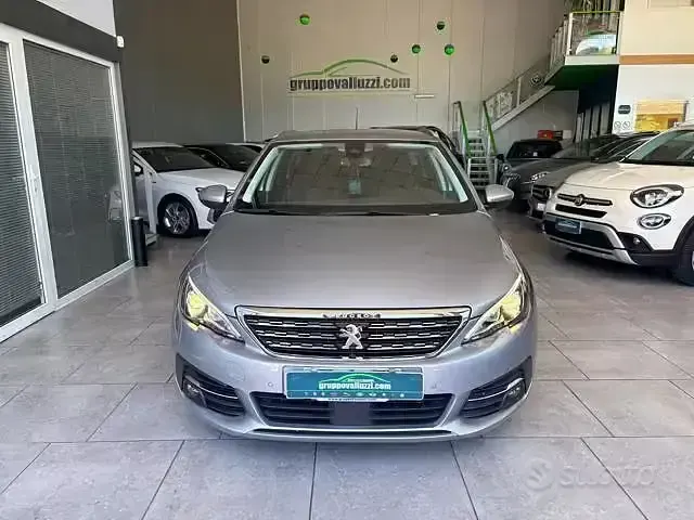 Usata Peugeot 308 SW Allure 131 CV (96 kW) 2019 Grigio Station wagon