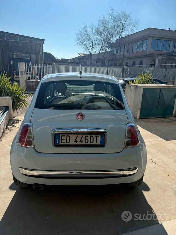Usata Fiat 500 Pop 75 CV (55 kW) 2011 Bianco Utilitaria