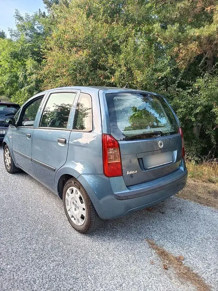 Usata Fiat Idea 95 CV (69 kW) 2005 Bluazzurro Monovolume