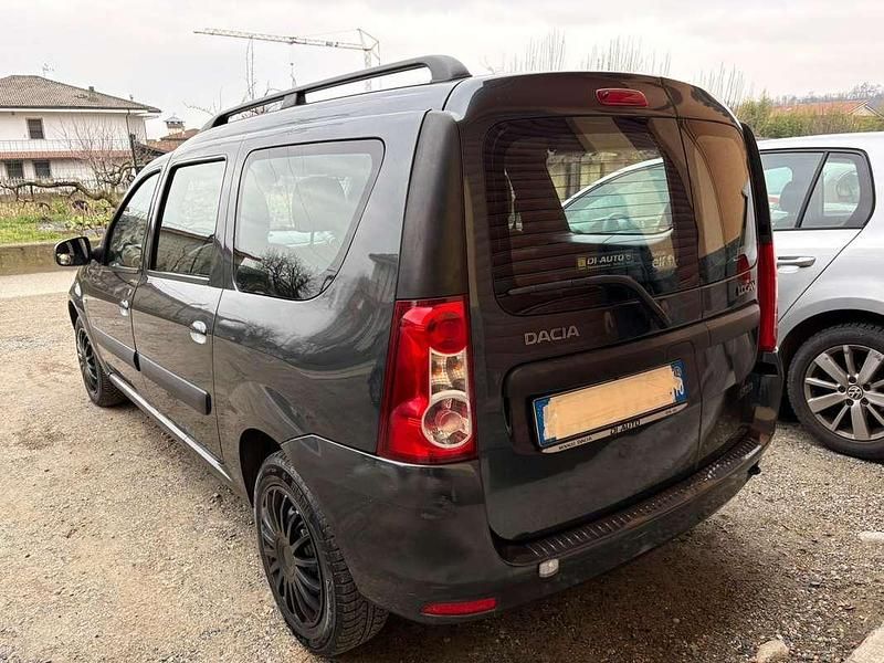 Usata Dacia Logan MCV Lauréate 90 CV (66 kW) 2012 Grigio Station wagon