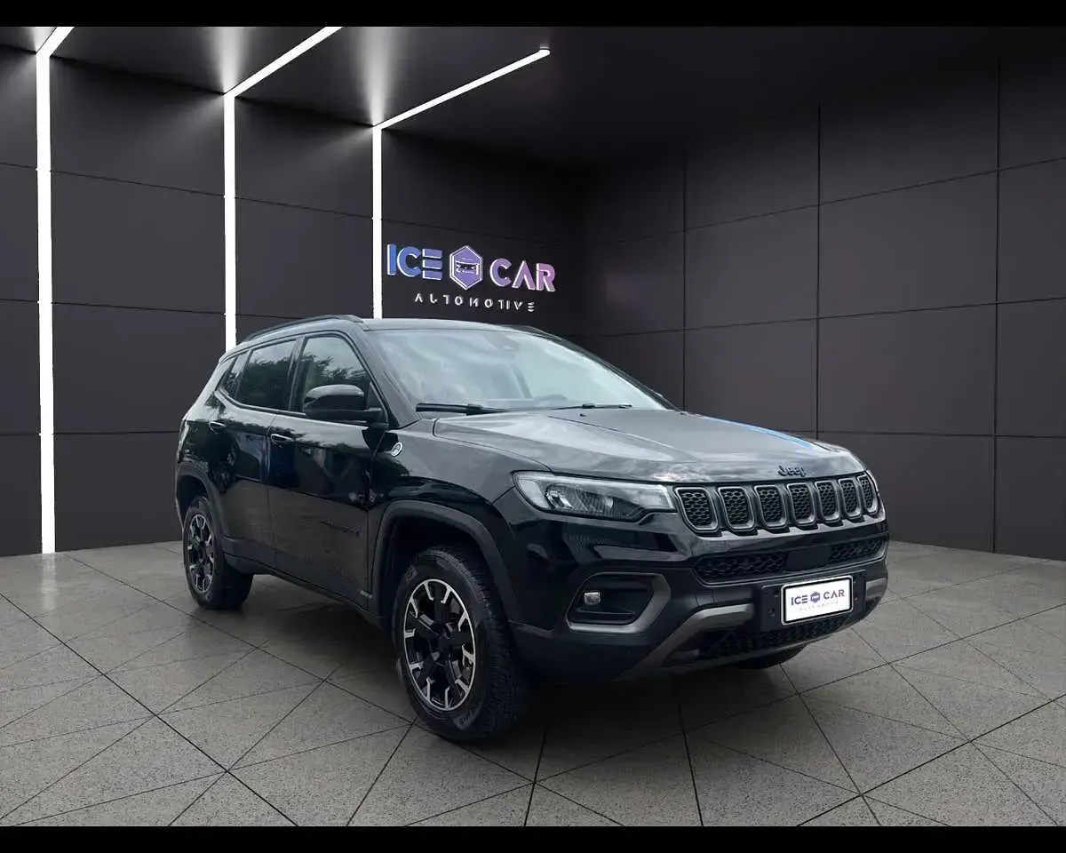 Usata Jeep Compass Trailhawk 180 CV (132 kW) 2023 Nero SUV