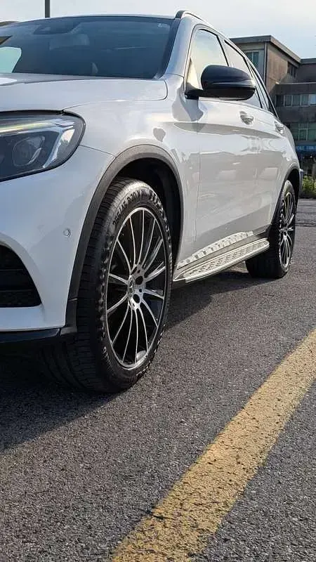 Usata Mercedes GLC250 Edition 204 CV (150 kW) 2019 Bianco SUV
