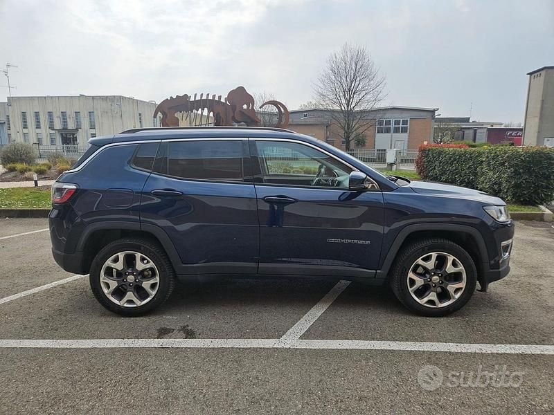 Usata Jeep Compass Limited 170 CV (125 kW) 2017 Blu/azzurro SUV