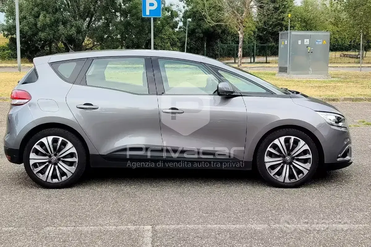 Usata Renault Scénic 116 CV (85 kW) 2018 Grigio Monovolume