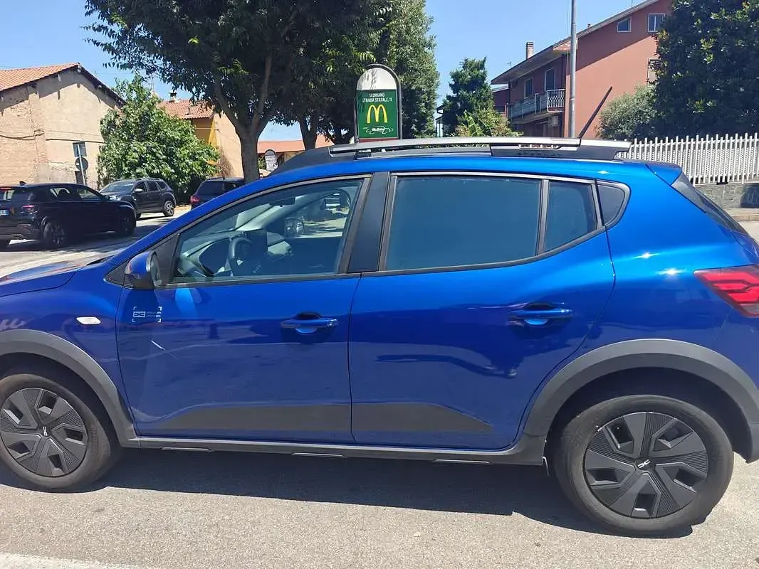 Usata Dacia Sandero Expression 101 CV (74 kW) 2024 Blu/azzurro Berlina