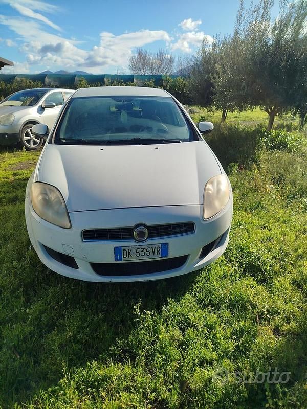 Usata Fiat Bravo 120 CV (88 kW) 2007 Bianco Utilitaria