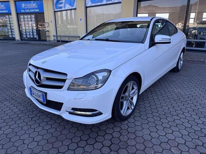 Bianco Usata 2014 Mercedes C220 Executive Coupé | 10.990 € (Super prezzo) - Immagine 1/4