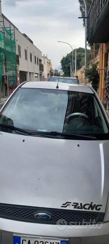 Usata Ford Fiesta 80 CV (58 kW) 2007 Utilitaria