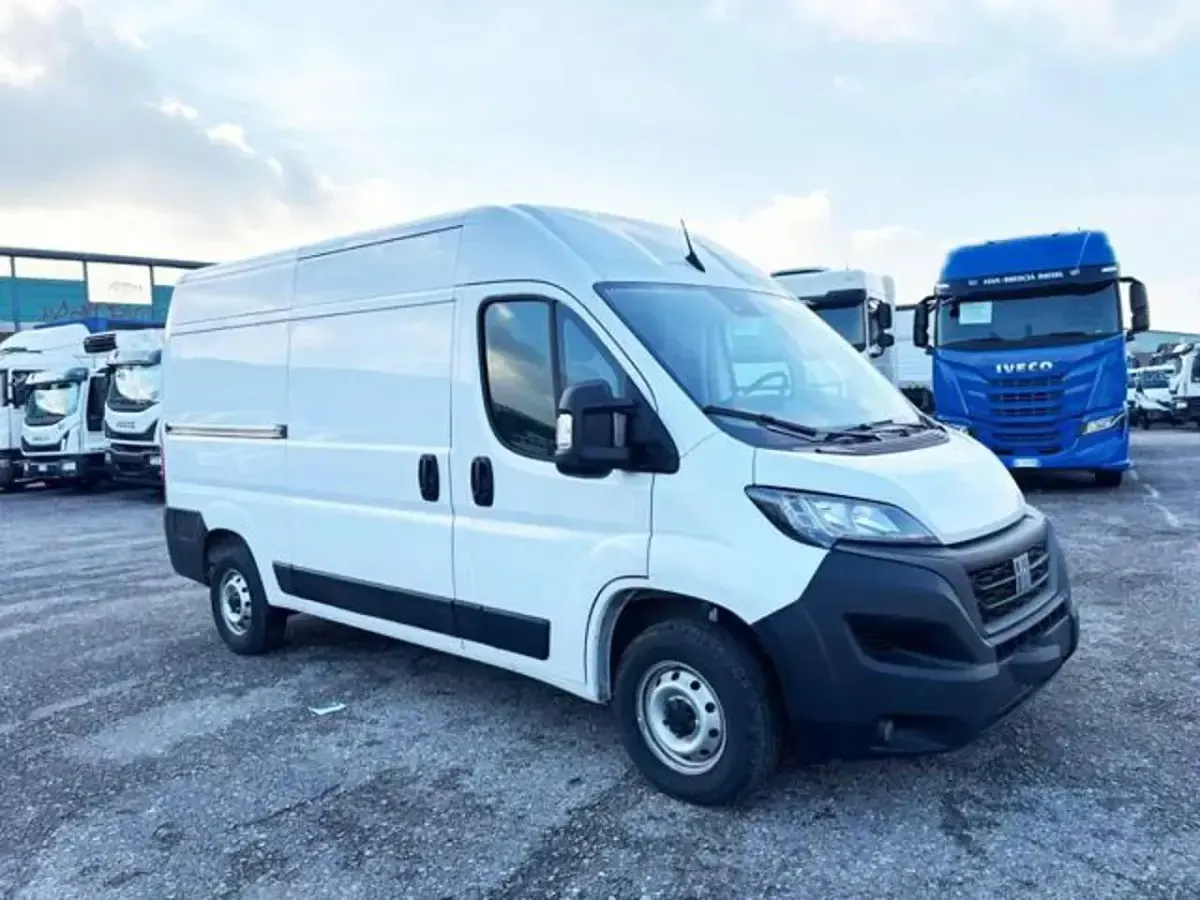 Occasion Fiat Ducato 33 140 ch (102 kW) 2023 Blanc Van