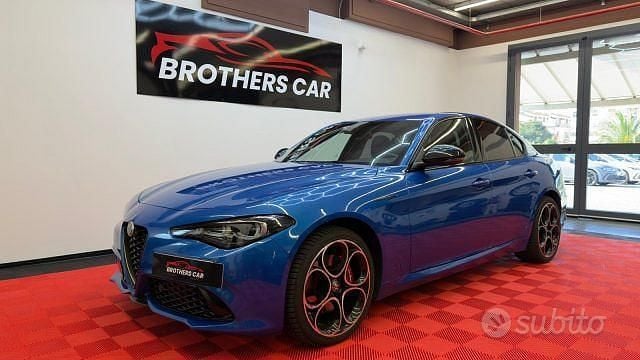 Usata Alfa Romeo Giulia Competizione 211 CV (155 kW) 2023 Blu Berlina