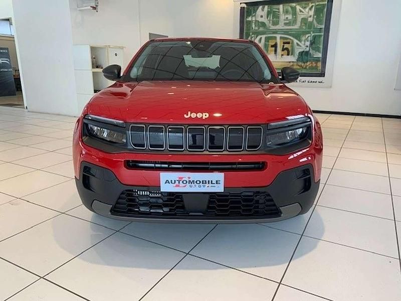 Nuova Jeep Avenger Longitude 101 CV (74 kW) 2026 Ruby SUV