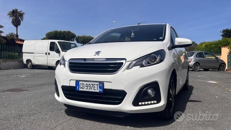 Bianco Usata 2020 Peugeot 108 Due volumi | 9300 € (Buon prezzo) - Immagine 1/4