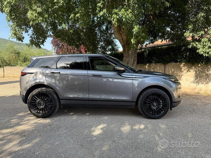 Usata Land Rover Range Rover evoque 150 CV (110 kW) 2020 Grigio SUV