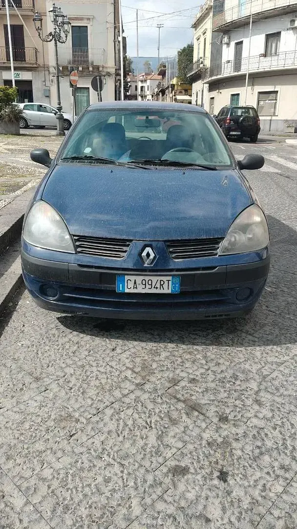 Usata Renault Clio 75 CV (55 kW) 2002 Blu Utilitaria