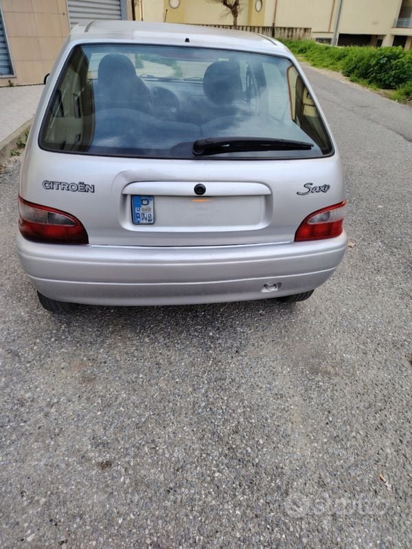 Usata Citroën Saxo 60 CV (44 kW) 2002 Grigio Utilitaria