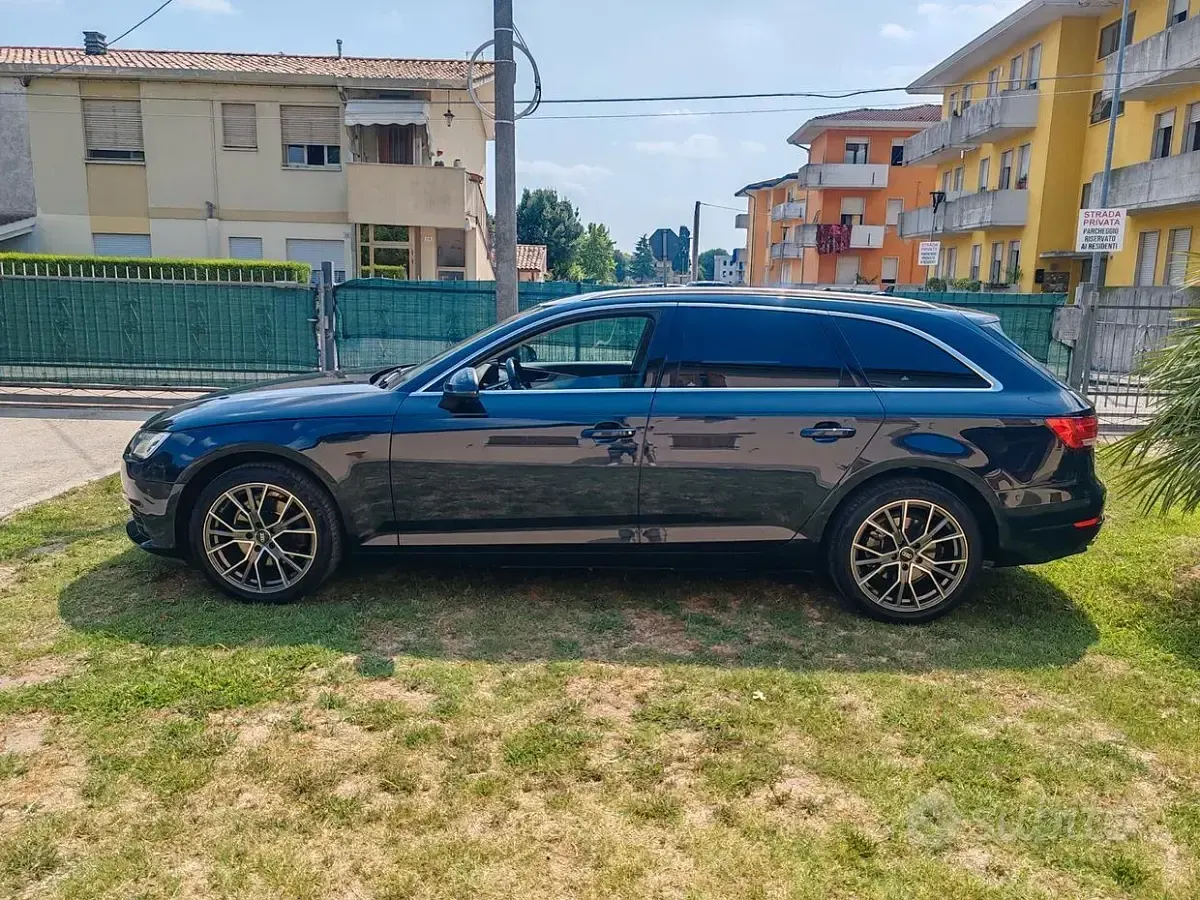 Usata Audi A4 Sport 150 CV (110 kW) 2016 Bluazzurro Station wagon