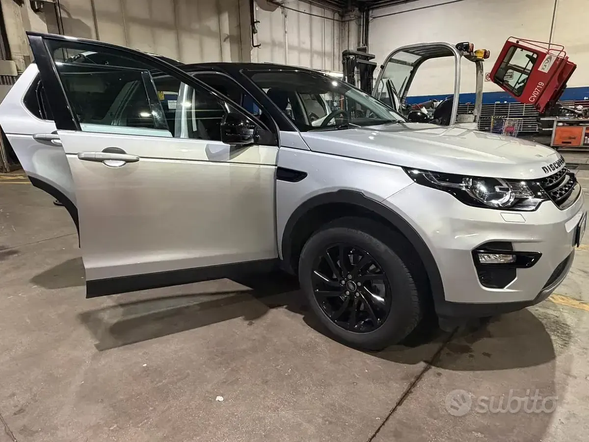 Usata Land Rover Discovery Sport 150 CV (110 kW) 2017 Grigio SUV