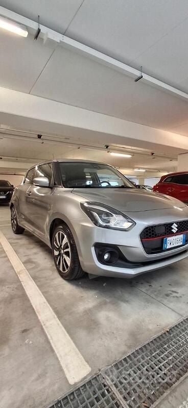 Usata 2019 Suzuki Swift Due volumi | 14.500 € (Buon prezzo) - Immagine 1/4