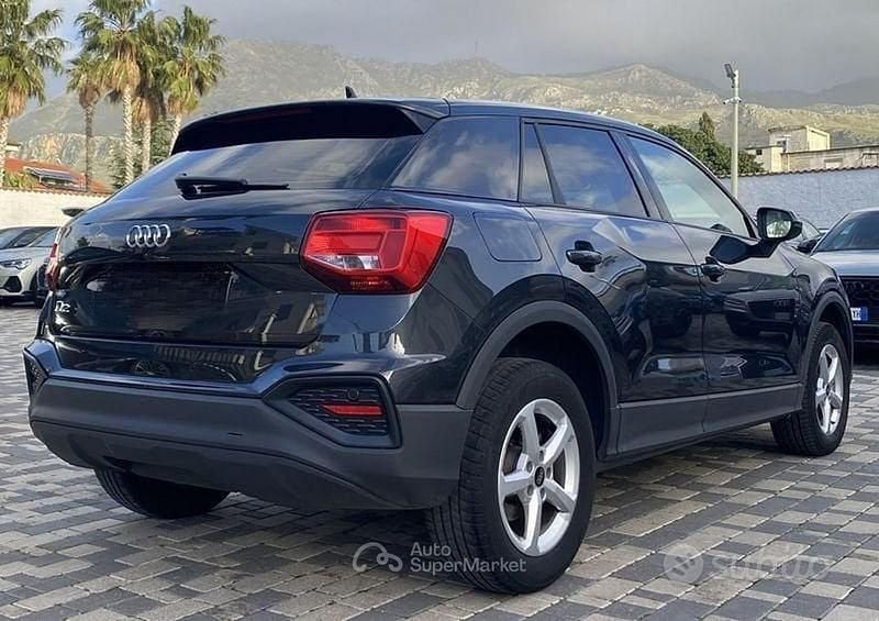 Usata Audi Q2 Business 116 CV (85 kW) 2023 Grigio SUV