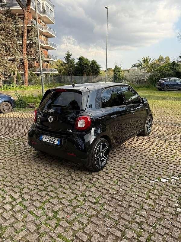 Usata Smart ForFour Passion 90 CV (66 kW) 2022 Utilitaria