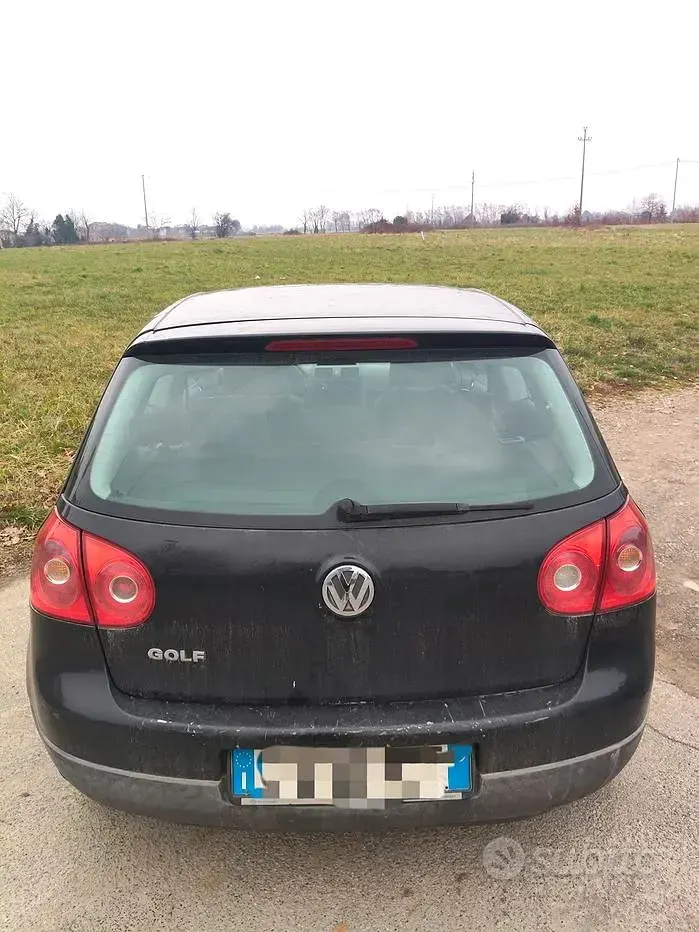 Usata VW Golf IV 75 CV (55 kW) 2004 Berlina