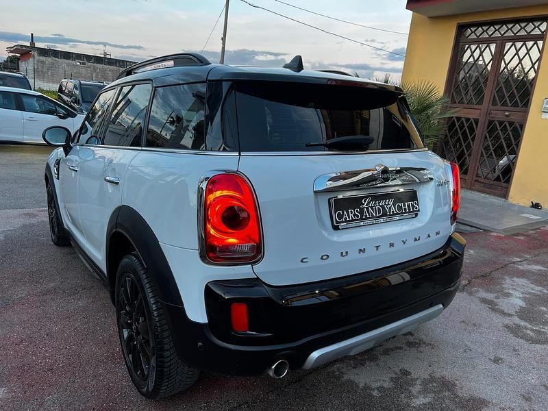 Käytetty Mini Cooper D Countryman 149 HP (109 kW) 2019 Valkoinen Katumaasturi
