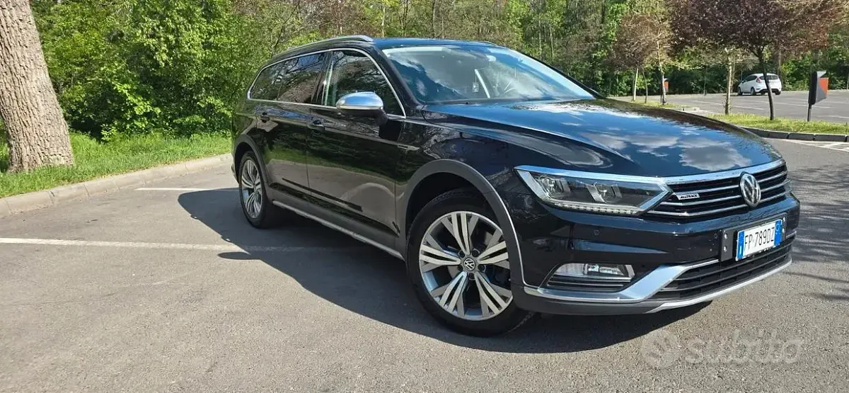 Usata VW Passat 190 CV (139 kW) 2018 Nero Station wagon