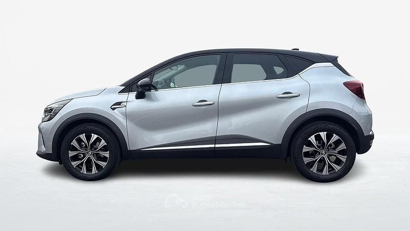Usata Renault Captur Techno 145 CV (106 kW) 2023 Grigio SUV
