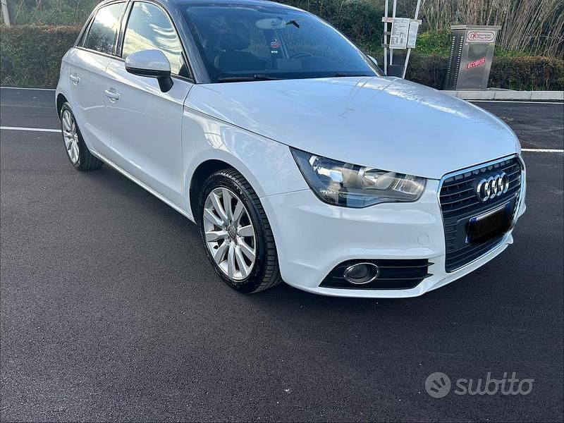 Usata Audi A1 Attraction 89 CV (65 kW) 2014 Bianco Utilitaria