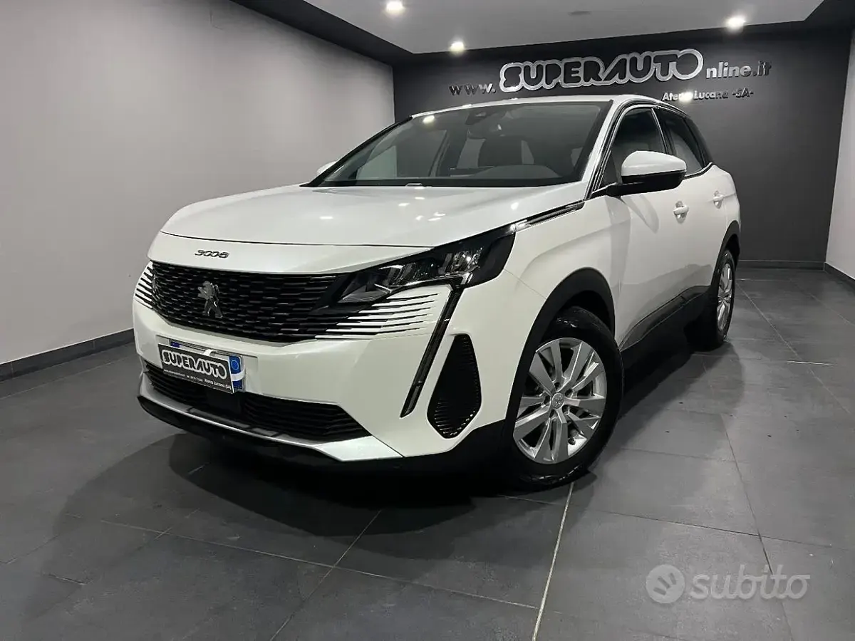 Usata Peugeot 3008 Active 131 CV (96 kW) 2022 Bianco SUV