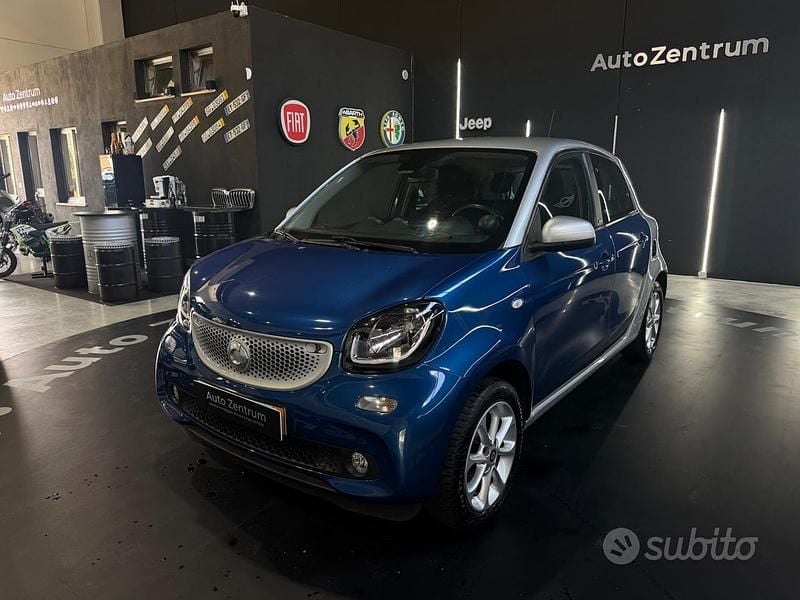 Usata Smart ForFour Passion 70 CV (51 kW) 2017 Blu Utilitaria