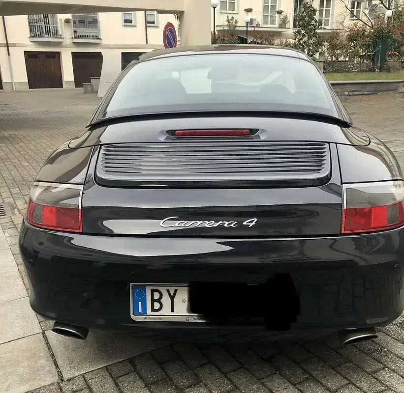 Usata Porsche 911 Carrera 4 Cabriolet 320 CV (235 kW) 2002 Cabrio