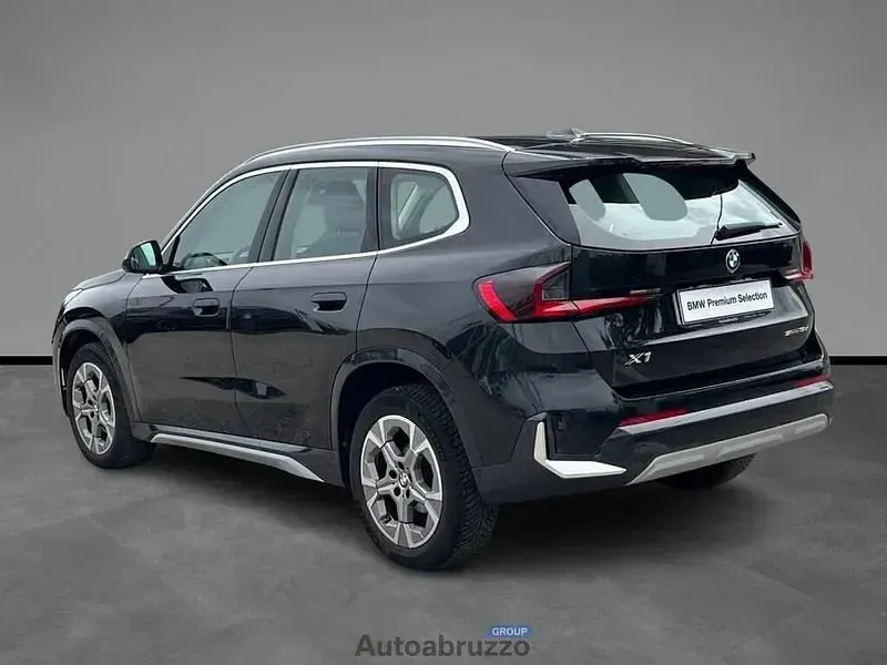 Usado BMW X1 xLine 150 HP (110 kW) 2023 Preto SUV