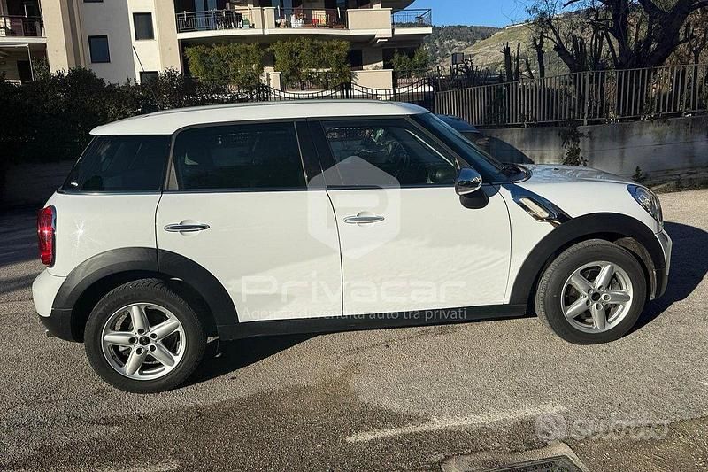 Usata Mini One D Countryman Business 89 CV (65 kW) 2014 Bianco SUV
